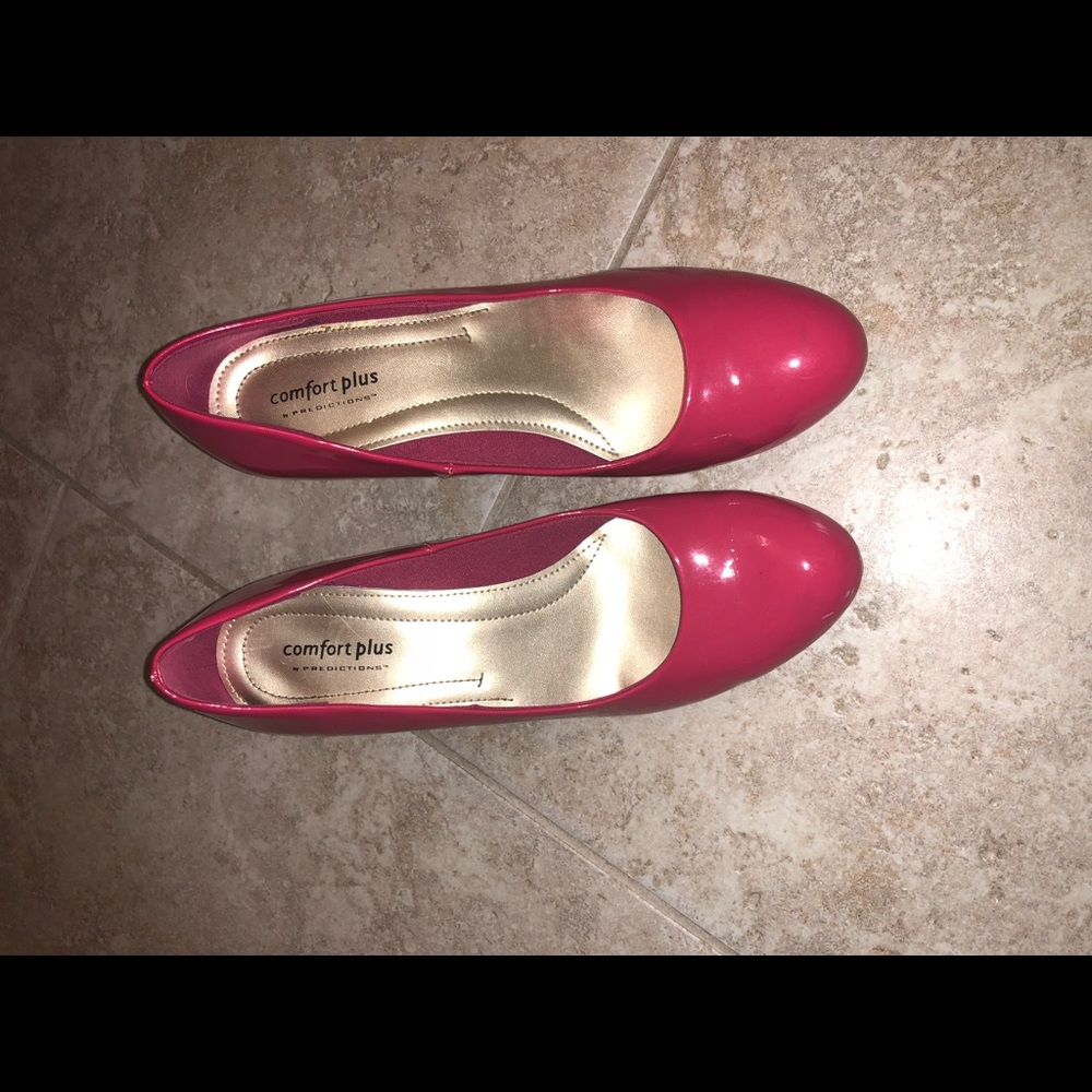 Comfort plus hot pink heels 9.5